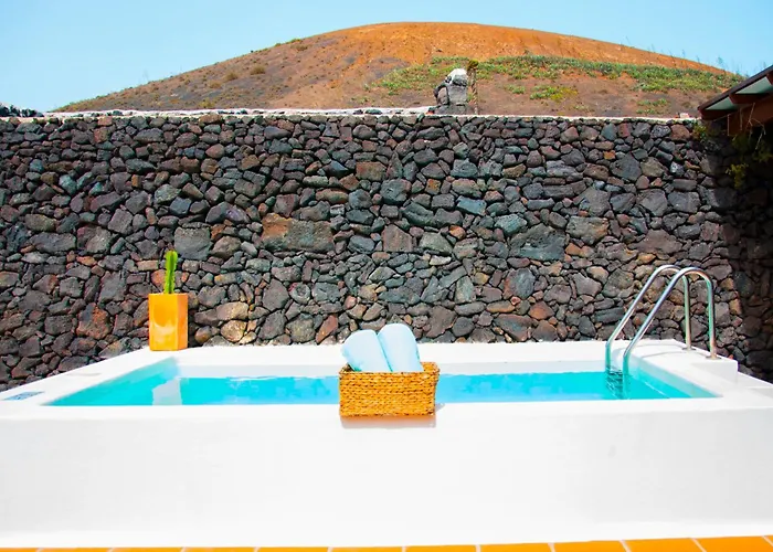 Volcan Holiday home *