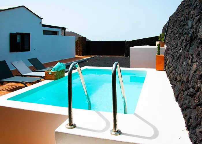 Volcan Holiday home *