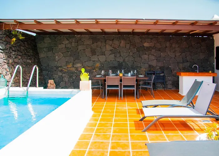 Volcan Holiday home *